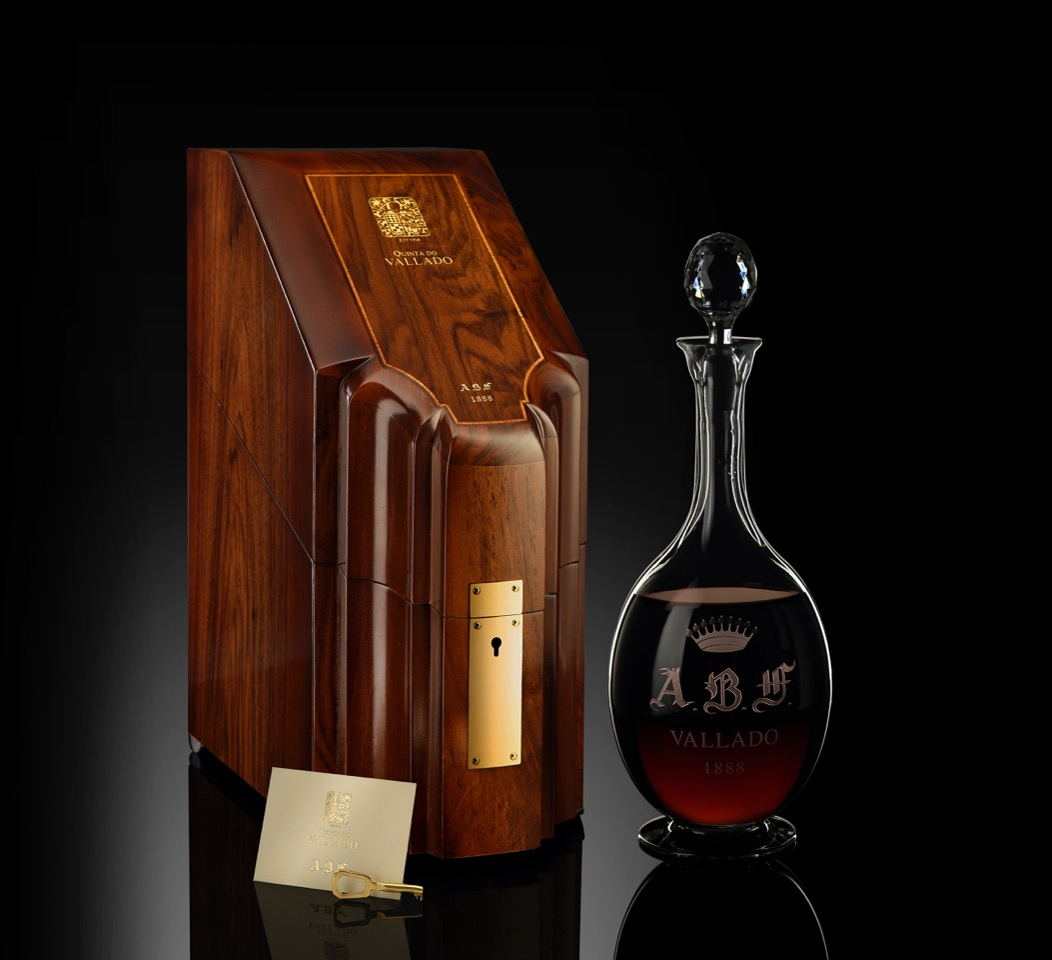 QUINTA DO VALLADO 1888 ABF Very Old Porto 0.75 Ltr Luxury coffret